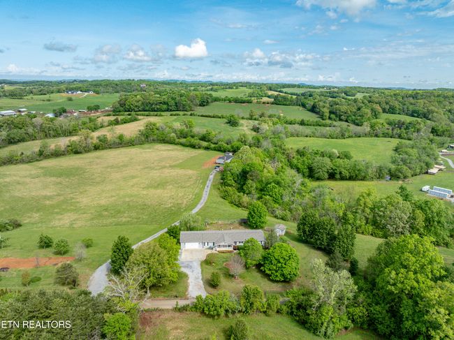 7649 Ray Ln, House other with 3 bedrooms, 2 bathrooms and null parking in Maryville TN | Image 45