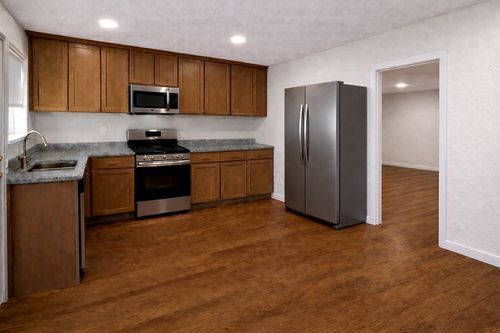 9519 Westpark Dr, Benbrook, TX, 76126-3147 | Card Image