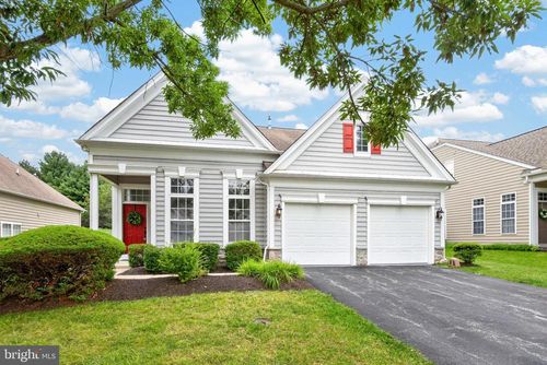 458 Mimosa Cir, KENNETT SQUARE, PA, 19348-4702 | Card Image