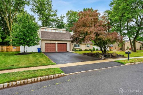 23 Pittsburgh Ave, Piscataway, NJ, 08854-2129 | Card Image