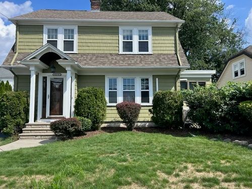 680 Pontiac Avenue, Cranston, RI, 02910 | Card Image
