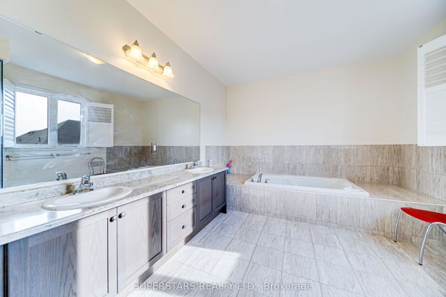 65 Busch Ave, House other with 6 bedrooms, 4 bathrooms and 2 parking in Markham ON | Image 20