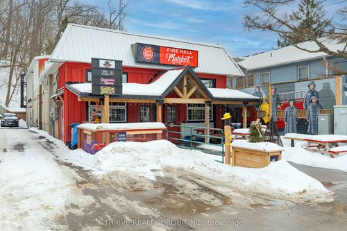 218 Joseph St, Port Stanley, ON, N5L1C4 | Card Image
