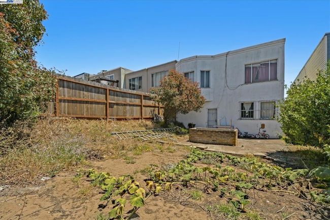 324 Sawyer St, House other with 2 bedrooms, 1 bathrooms and 1 parking in San Francisco CA | Image 23