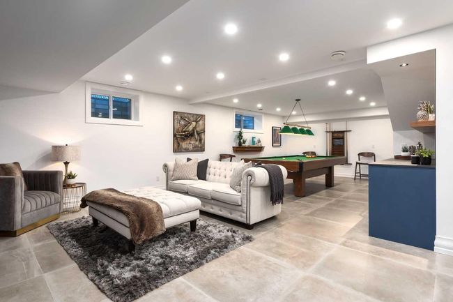 3 Strathroy Bay Sw, House other with 5 bedrooms, 4 bathrooms and 4 parking in Calgary AB | Image 34