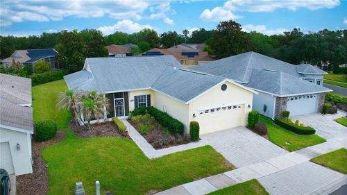 241 Falling Water Dr, KISSIMMEE, FL, 34759-5215 | Card Image