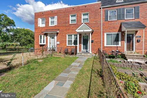 55 Dale St, ALEXANDRIA, VA, 22305-2412 | Card Image