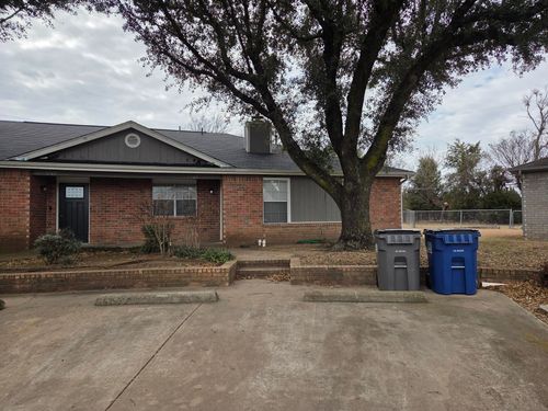 1745 Dynasty Cir, Glenn Heights, TX, 75154-8629 | Card Image
