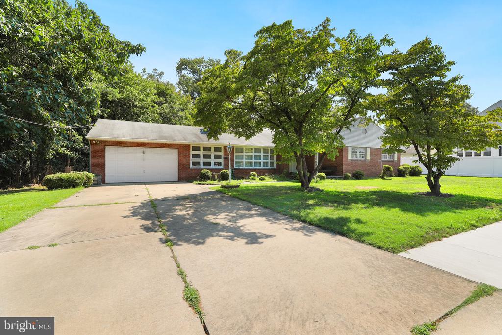 Cedar Ave, Bellmawr, NJ 08031