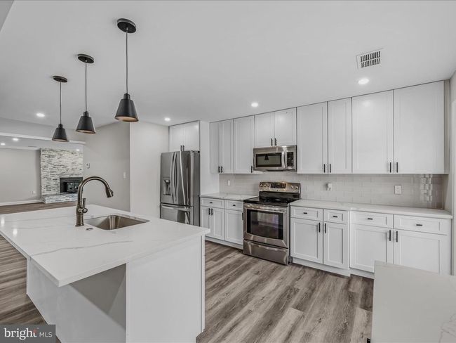 1639 Shenandoah River Dr, House other with 4 bedrooms, 3 bathrooms and null parking in HARPERS FERRY WV | Image 11