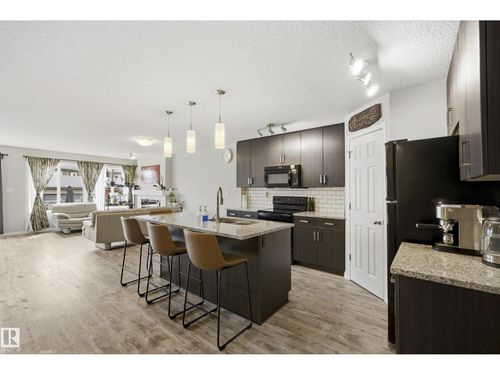 3805 Powell Wynd Sw, Edmonton, AB, T6W2W9 | Card Image