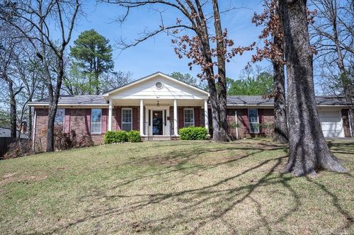 8 Sandstone Ct, Little Rock, AR, 72227-5815 | Card Image