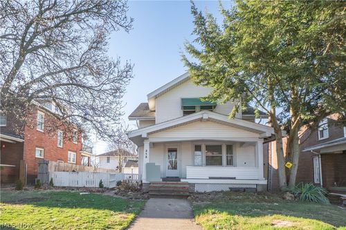 315 Korman Ave Ne, Massillon, OH, 44646-4533 | Card Image