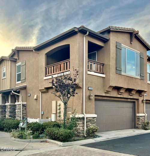 3741 Dunkirk Dr, Oxnard, CA, 93035-1294 | Card Image