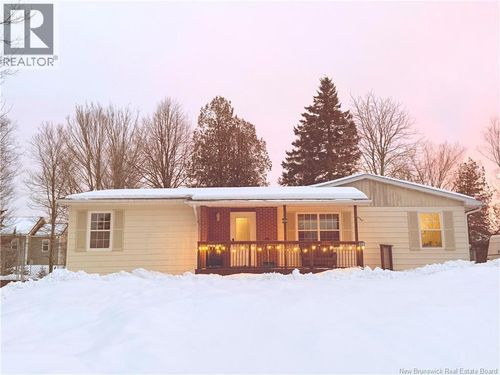 119 Robin Hood Lane, Quispamsis, NB, E2E1G2 | Card Image