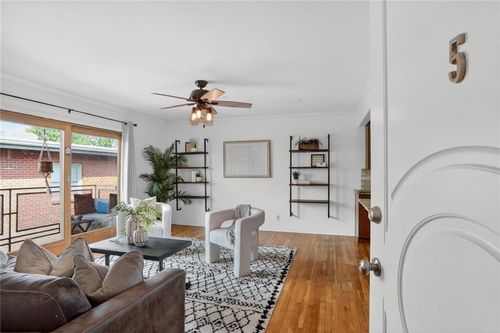 5-4213 Clark Ave, Kansas City, MO, 64111-3156 | Card Image