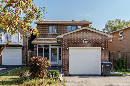 2-32 Panda Lane, Brampton, ON, L6S5B7 | Card Image