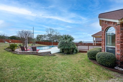 10615 Wind Walker, Helotes, TX, 78023-3852 | Card Image