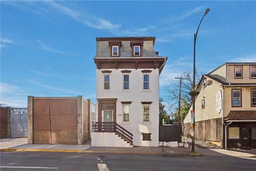 114 8th Street, Allentown City, PA, 18101 | Card Image