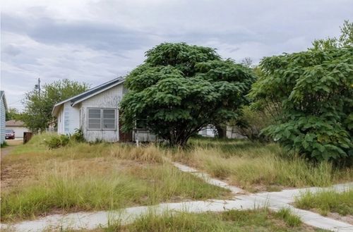 2595 Arkansas St, Ingleside, TX, 78362-5810 | Card Image