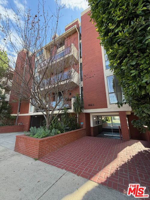 202-1825 Midvale Ave, LOS ANGELES, CA, 90024 | Card Image