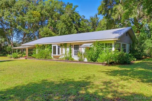 8181 E Orange Ave, Floral City, FL, 34436-3122 | Card Image