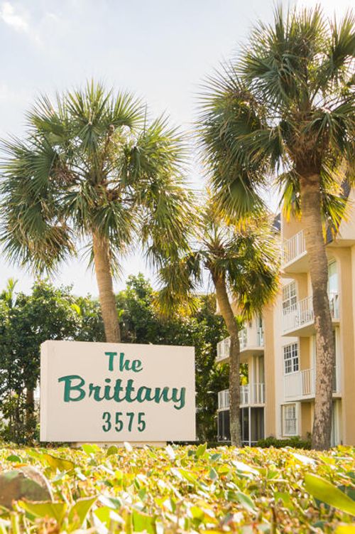 408-3575 S Ocean Blvd, South Palm Beach, FL, 33480-5768 | Card Image