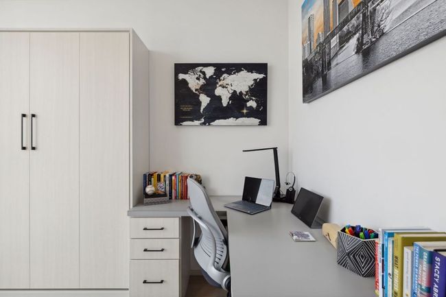 View of home office | Image 26