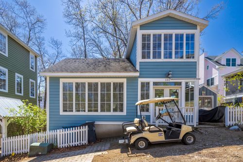 101 Maggie Ln, Michigan City, IN, 46360 | Card Image