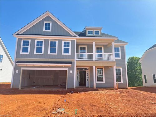 4592 Hanes Lake Dr, Winston-Salem, NC, 27106-9939 | Card Image