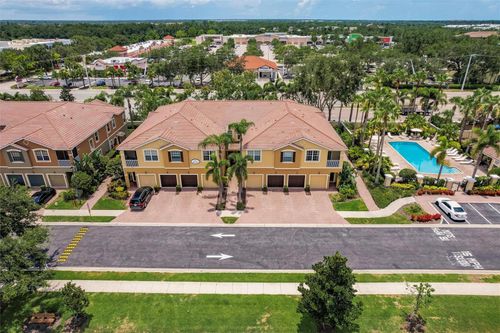 17-203-8098 Moonstone Dr, SARASOTA, FL, 34233-3315 | Card Image