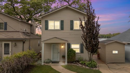8518 Cascade St, Commerce Township, MI, 48382-4707 | Card Image