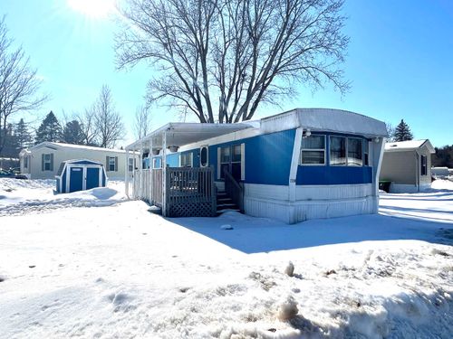 2201 Country Acres St, Cadillac, MI, 49601-9236 | Card Image