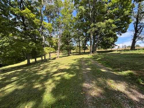 152 Rocky Ln, Volga, WV, 26238-7440 | Card Image