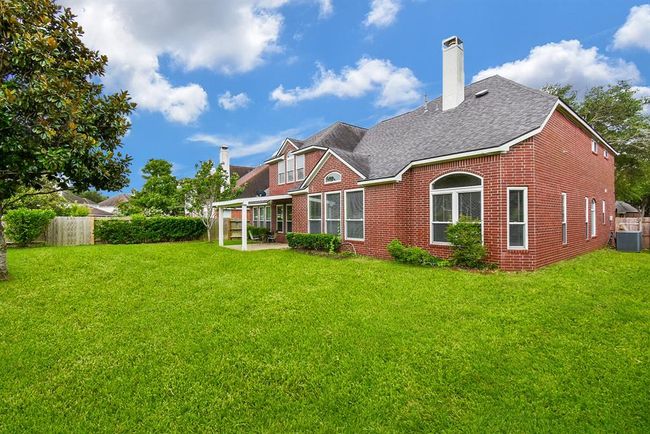 7111 Morrow Ct, House other with 5 bedrooms, 4 bathrooms and 3 parking in Sugar Land TX | Image 45