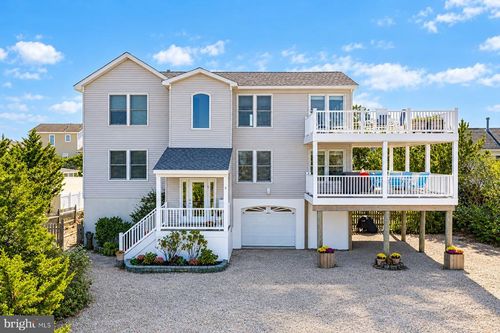 6 W Union Avenue, Harvey Cedars, NJ, 08008 | Card Image