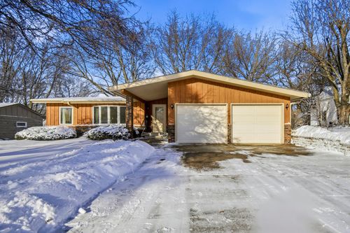 530 17th St Sw, Owatonna, MN, 55060-3828 | Card Image