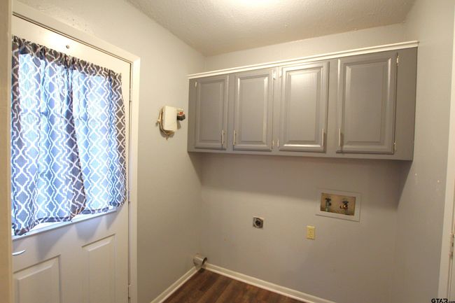 305 Lakeview St, House other with 3 bedrooms, 2 bathrooms and null parking in Whitehouse TX | Image 6