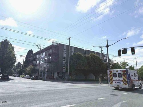 unit-306-3970 N Interstate Avenue, Portland, OR, 97227 | Card Image