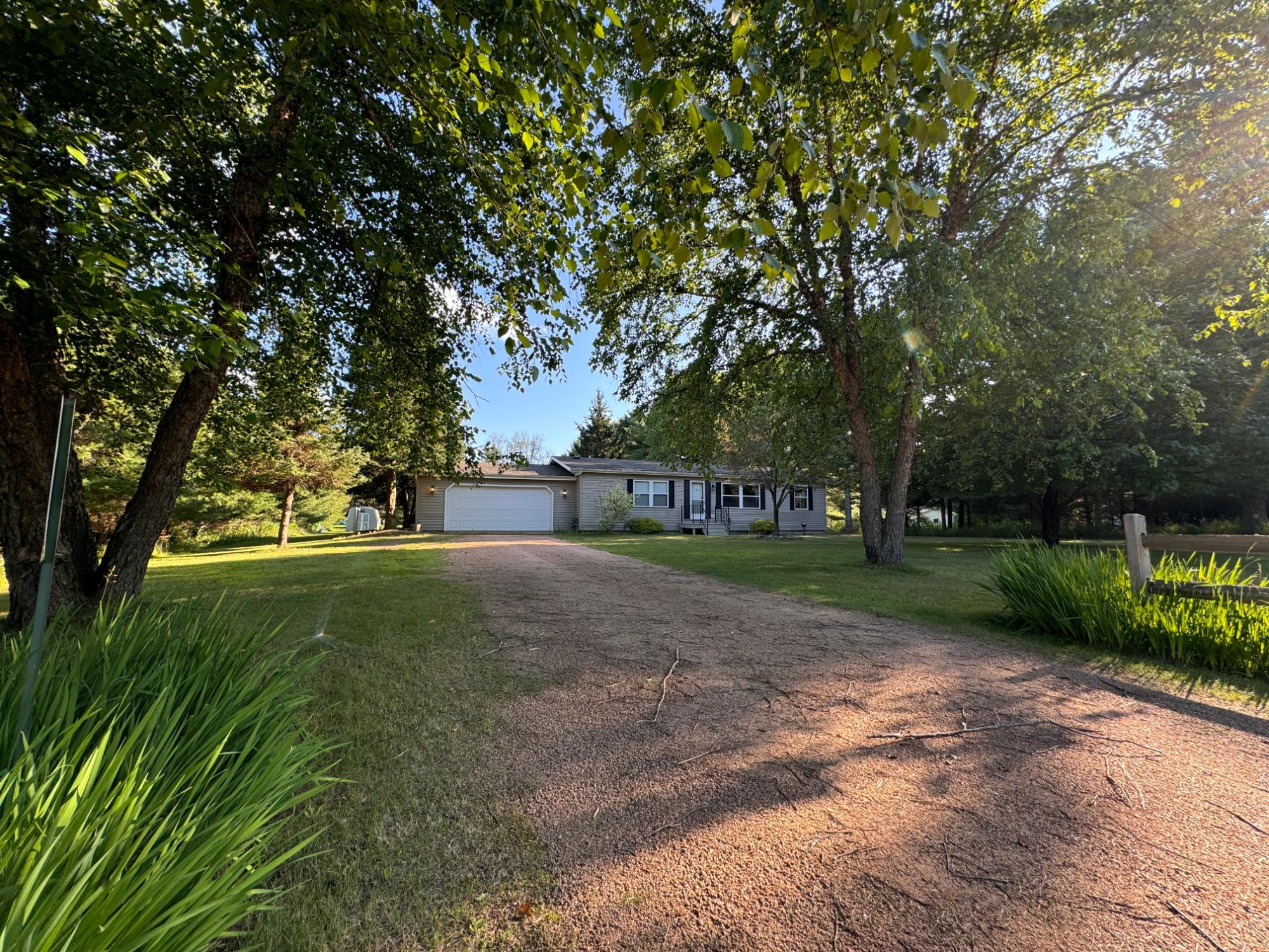 Pinecrest Dr, Arbor Vitae, WI 54568