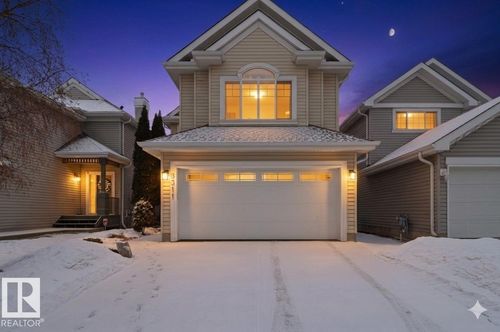 8311 11 Ave Sw, Edmonton, AB, T6X1E3 | Card Image