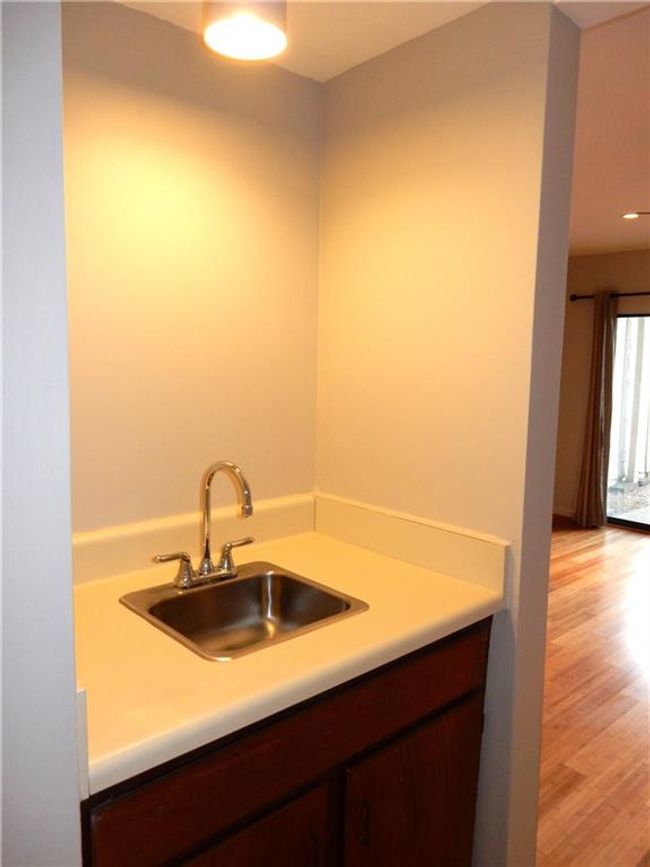 2058 Powers Ferry Trce Se, Condo with 2 bedrooms, 3 bathrooms and 2 parking in Marietta GA | Image 7