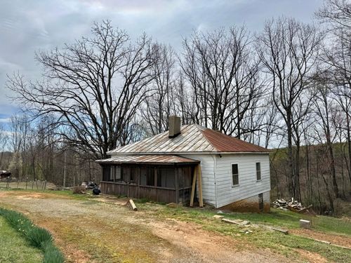4947 Stones Dairy Rd, Bassett, VA, 24055-3231 | Card Image