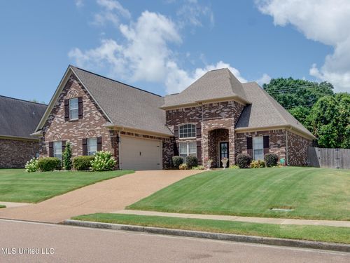 3077 W Jefferson Loop, Hernando, MS, 38632-5908 | Card Image