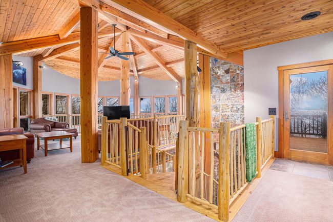Upper level loft living space | Image 34