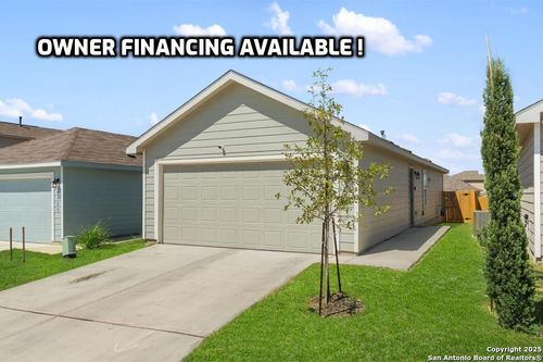 8119 Nube Medina, San Antonio, TX, 78252-4810 | Card Image