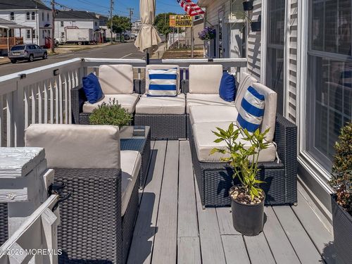 32 Franklin Ave, Seaside Heights, NJ, 08751-2504 | Card Image