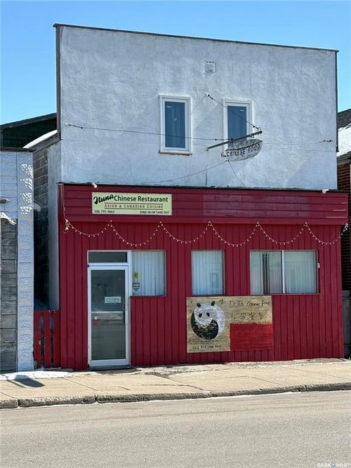 310 Main Street N, Ituna, SK, S0A1N0 | Card Image