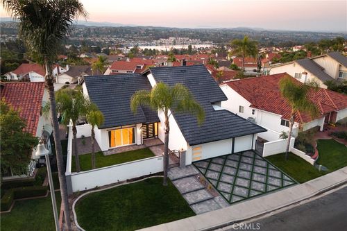 22332 Canaveras, Mission Viejo, CA, 92691-1608 | Card Image