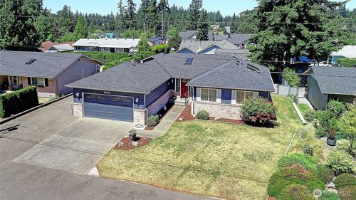 283 Meadow Dr, Camano Island, WA, 98282-7278 | Card Image